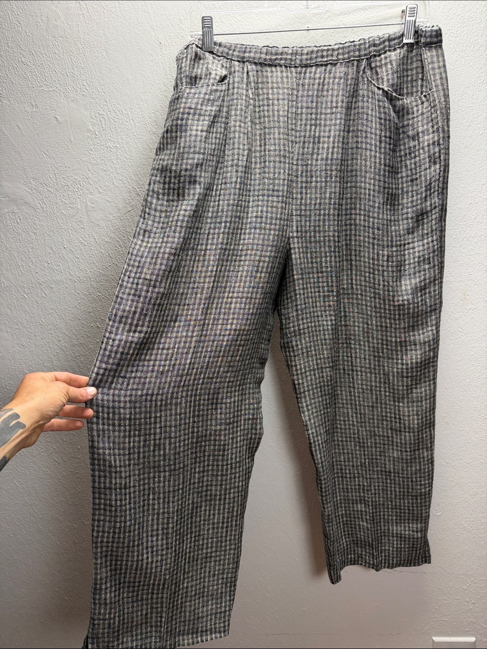 Men's Gray Checked Chino-Style Relaxed Pants